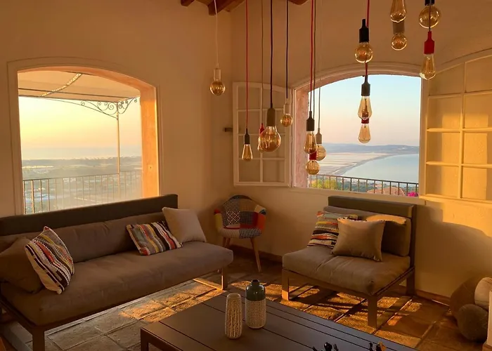 Holiday home Propriete Des Cistes Hyeres